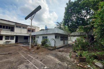 Jalan Taman U Thant 1