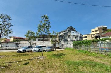 Pekan Ampang / Ampang / Pekan Ampang Jalan Besar 