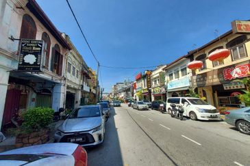 Pekan Ampang / Ampang / Pekan Ampang Jalan Besar 