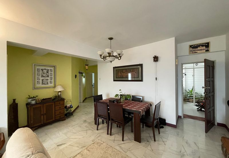 Emerald Hill, Taman Bukit Indah