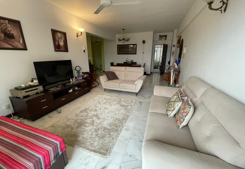 Emerald Hill, Taman Bukit Indah