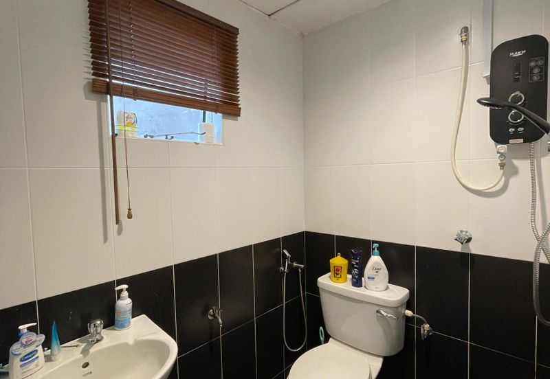 Emerald Hill, Taman Bukit Indah