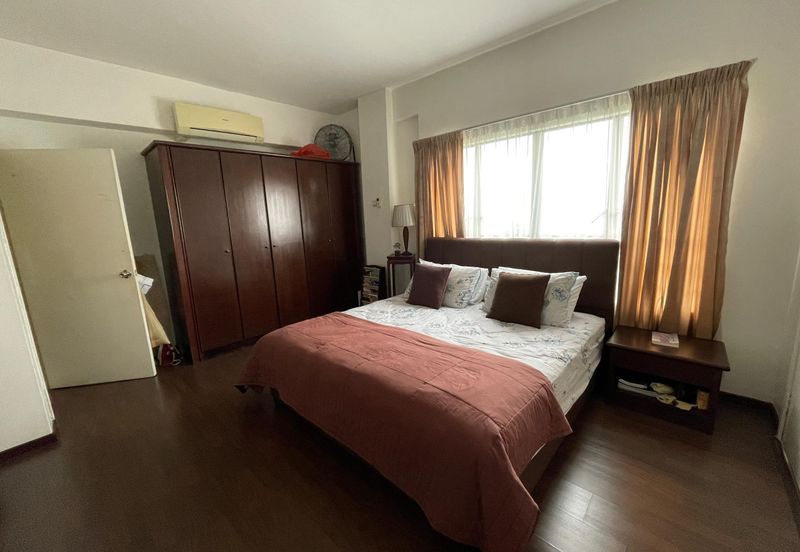 Emerald Hill, Taman Bukit Indah