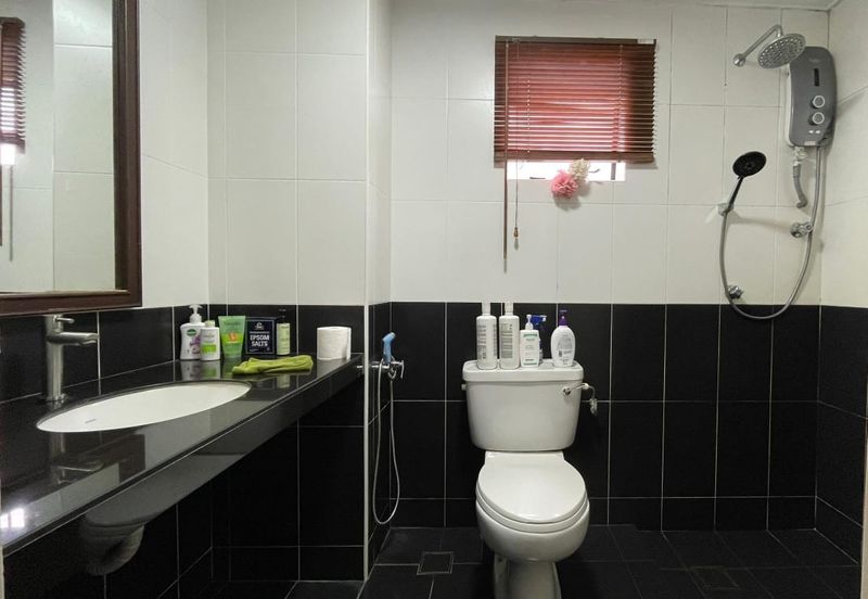 Emerald Hill, Taman Bukit Indah