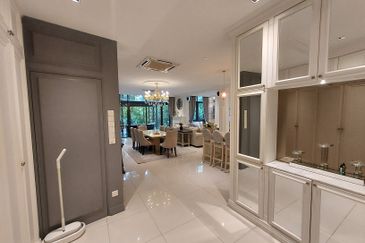 Mirage By The Lake @ Perdana Lakeview West