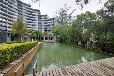 Mirage By The Lake @ Perdana Lakeview West