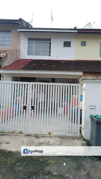 Jalan Tasek, Bandar Seri Alam/ Medium Low Cost/ Renovated/ 20 Mins to CIQ, Johor, Masai