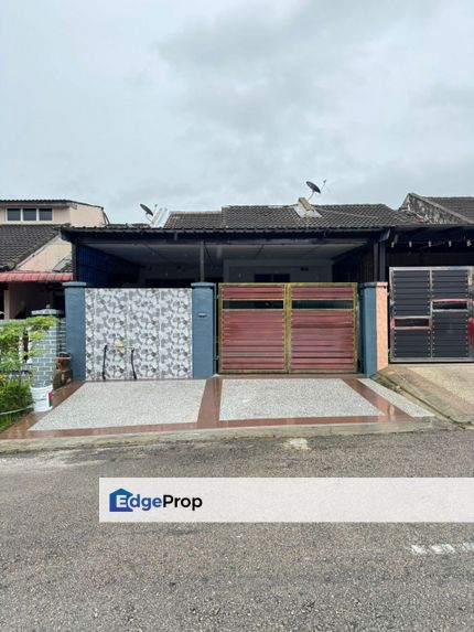 12 Jalan Canggung Taman Pasir Putih Single Storey Renovated Car Porch & Kitchen extended, Johor, Pasir Gudang