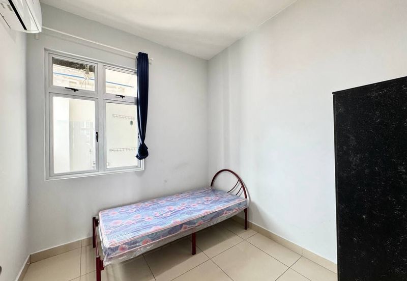 Meridin Bayvue Apartment