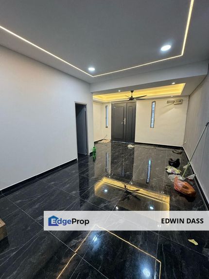 28 Jalan Lanjut 5 Desa Cemerlang Double Storey Low-Cost House, Johor, Ulu Tiram