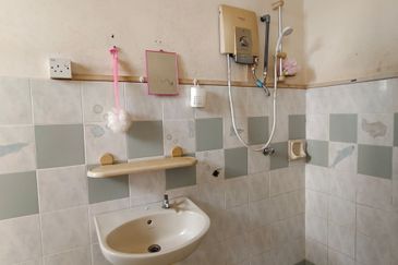 Sri Impian Apartment, Larkin Perdana