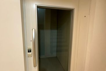 Emerald Bay @ Puteri harbour