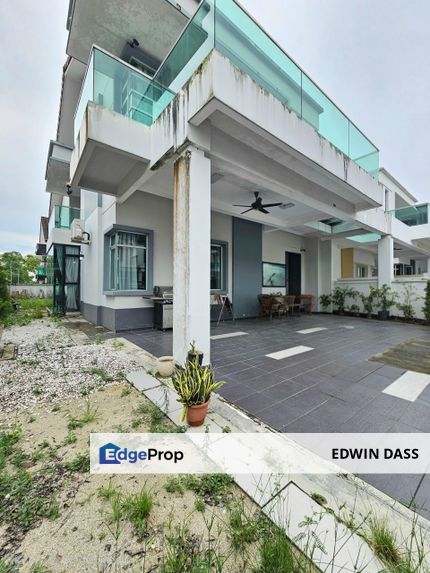 Jln Kempas Utama 1/xx Taman Kempas Utama Double Storey Semi Detached, Johor, Johor Bahru