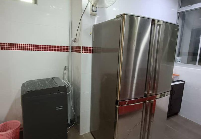 Eastbay Luxury Apartment