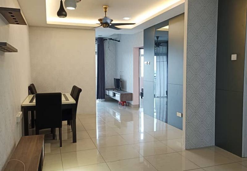 Eastbay Luxury Apartment