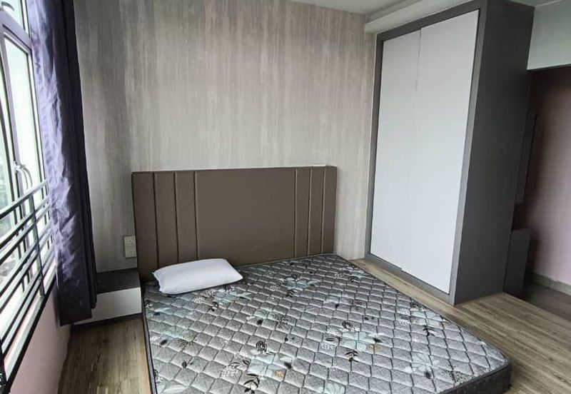 Eastbay Luxury Apartment