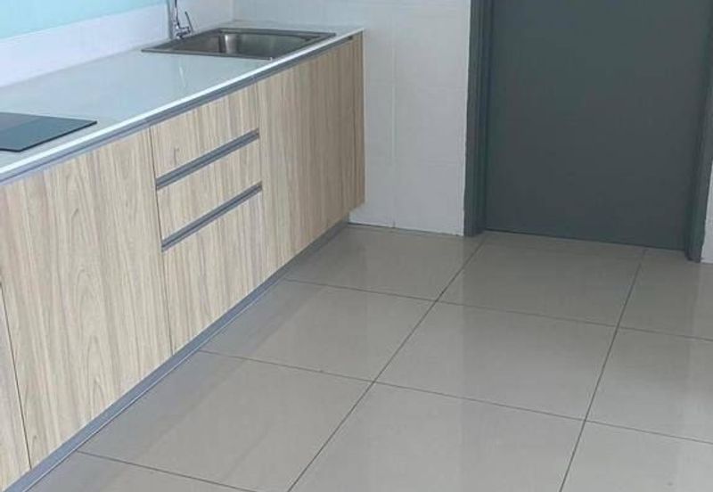 Meridin Bayvue Apartment