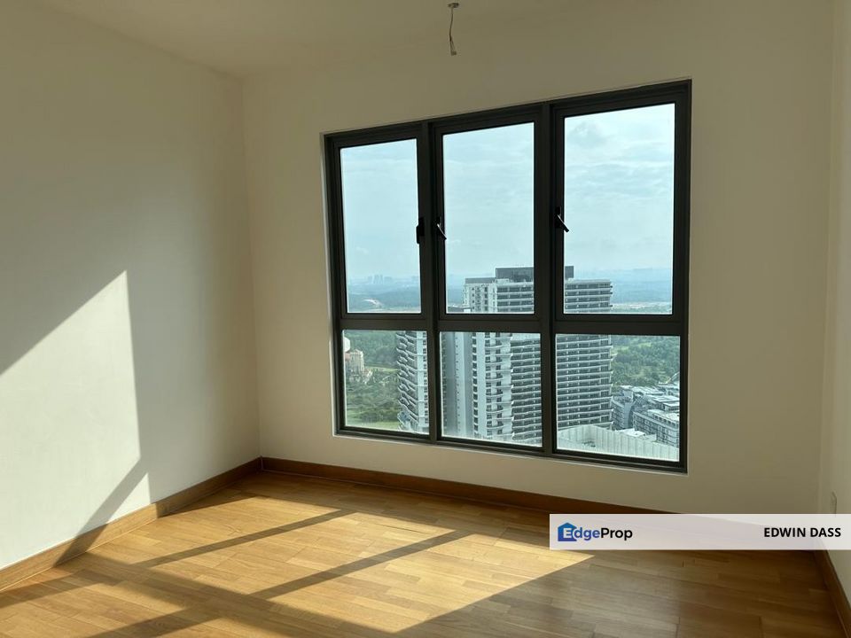 Exquisite Waterfront Living Unblocked View Boasting Generous Space, Johor, Kota Iskandar