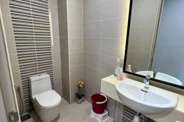 Somerset Puteri Harbour