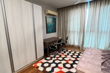 Somerset Puteri Harbour