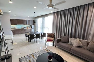 Somerset Puteri Harbour