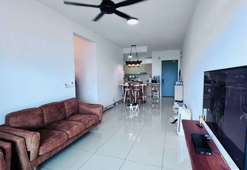 Meridin Bayvue Apartment