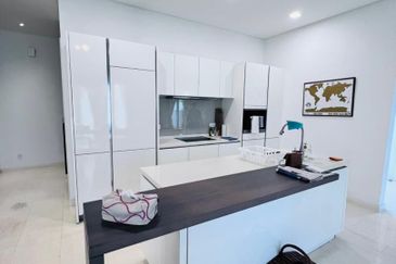 Emerald Bay @ Puteri harbour