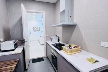 Emerald Bay @ Puteri harbour