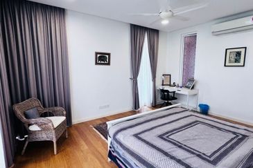 Emerald Bay @ Puteri harbour