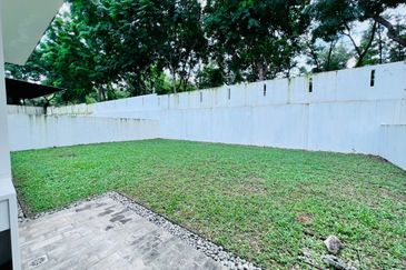 Emerald Bay @ Puteri harbour