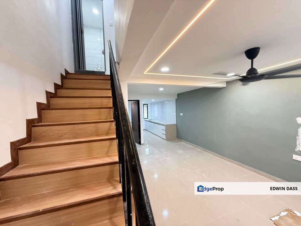 Jalan Geharu Taman Rinting Double Storey Low Cost House, Johor, Masai