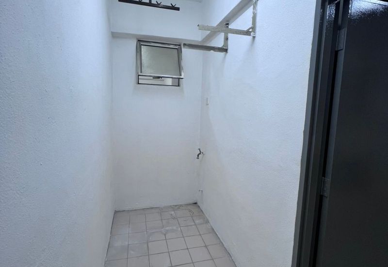 Sri Impian Apartment, Larkin Perdana