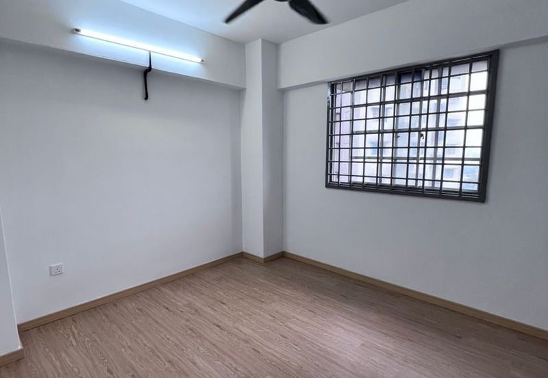 Sri Impian Apartment, Larkin Perdana