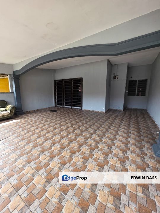 Fully Renovated 22x70 sqft Full Loan with Zero Deposit, Johor, Ulu Tiram