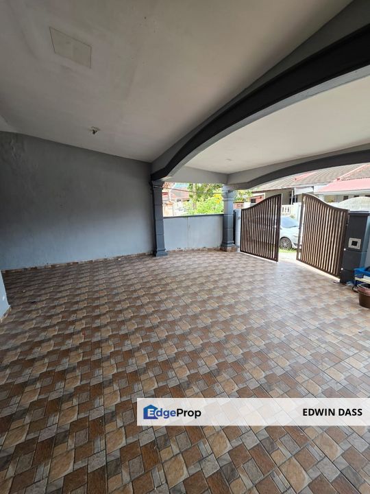 Fully Renovated 22x70 sqft Full Loan with Zero Deposit, Johor, Ulu Tiram