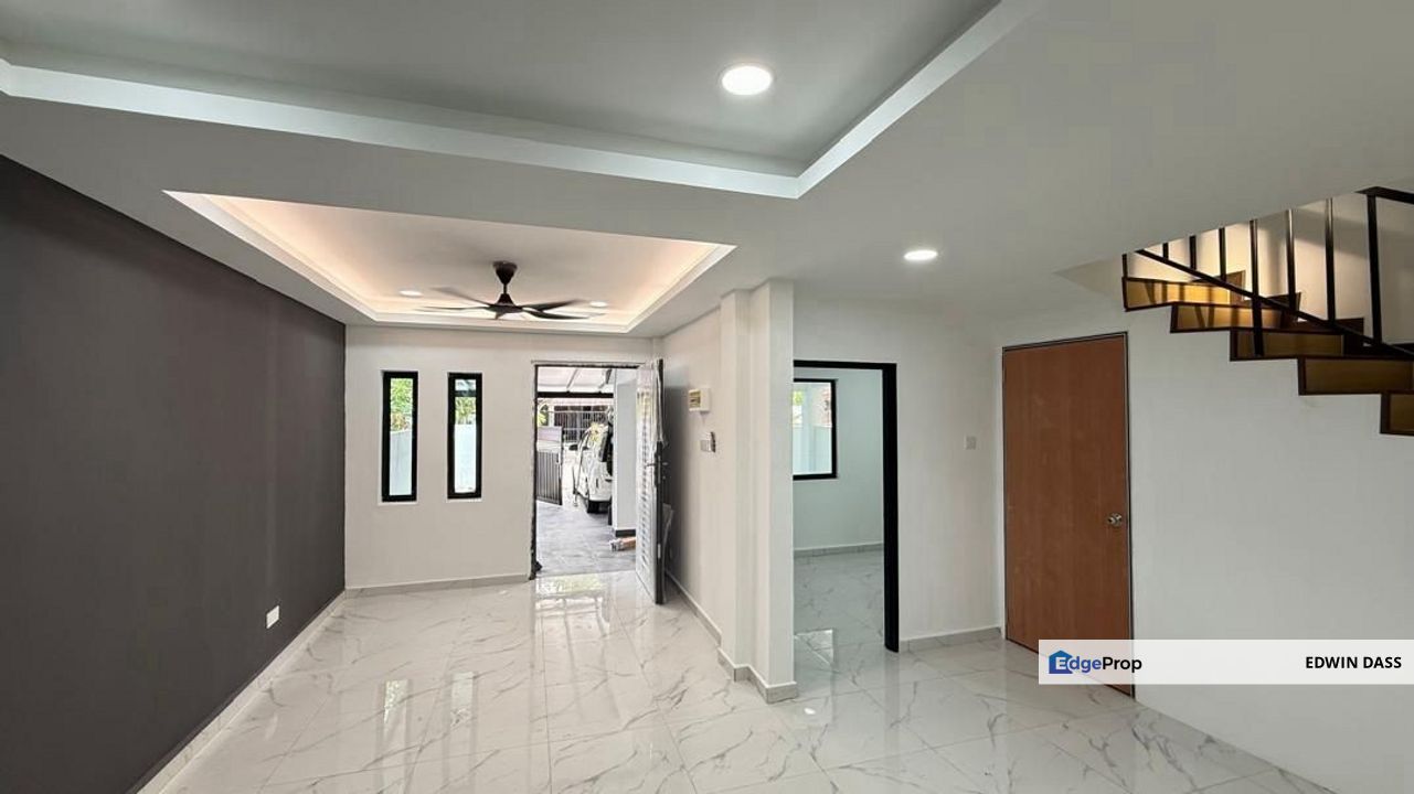 49 Jalan Mawar Taman Mawar Double Stry Fully Renovated & Extension, Johor, Pasir Gudang