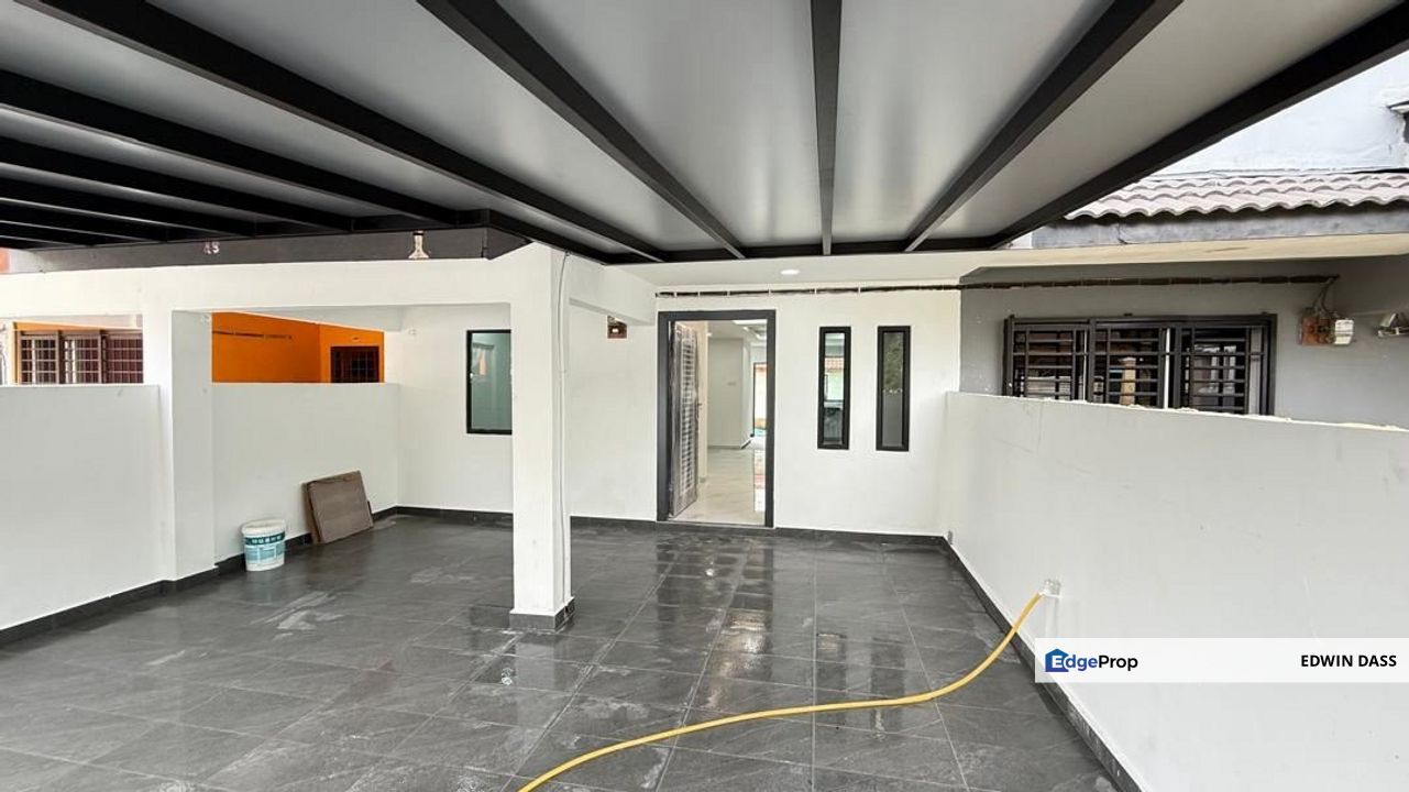 49 Jalan Mawar Taman Mawar Double Stry Fully Renovated & Extension, Johor, Pasir Gudang