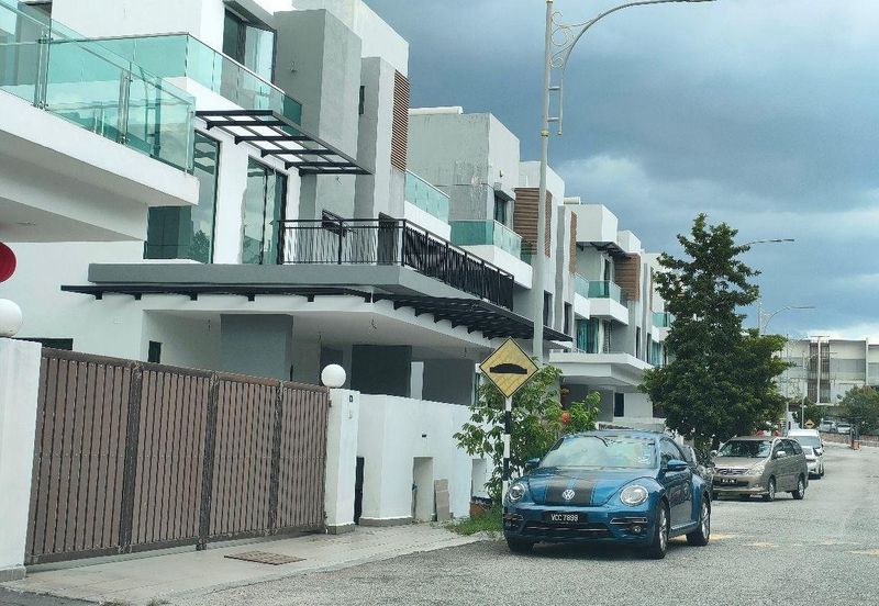 Bandar Mahkota Cheras