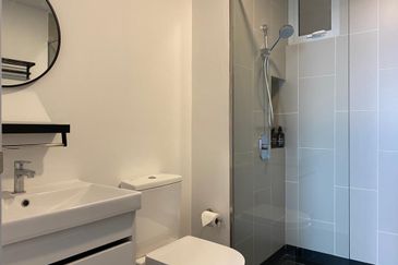 UNA Serviced Apartment