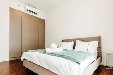 UNA Serviced Apartment