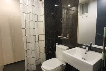 UNA Serviced Apartment