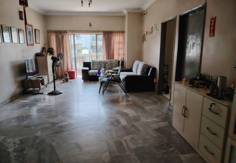 Sri Tanjung Apartment