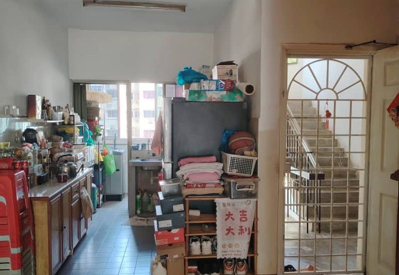 Sri Tanjung Apartment