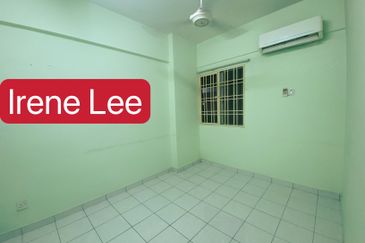 Sri Dahlia Apartment