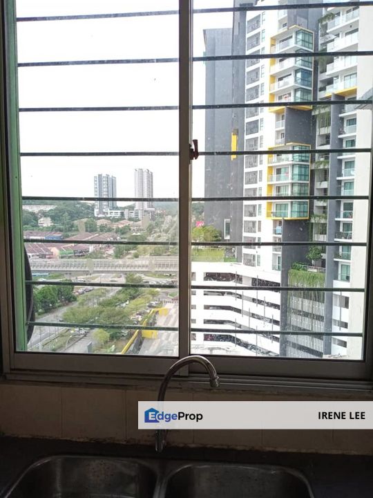 Vista pinggiran apartment now furnish, Selangor, Seri Kembangan