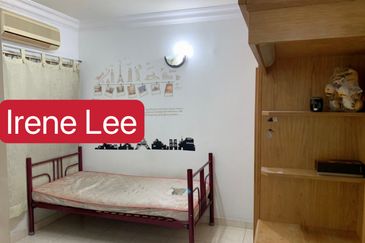 De Tropicana Condominium