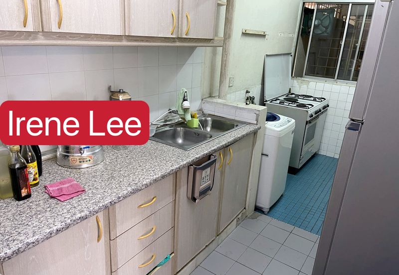 De Tropicana Condominium