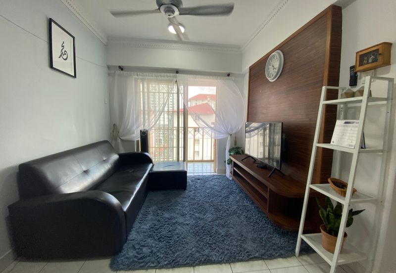 De Tropicana Condominium