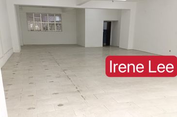 Plaza Prima Shop Lot