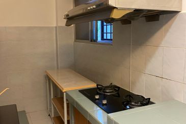 Pangsapuri Putra Impian, Taman Pinggiran Putra